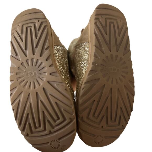 UGG Gold Glitter Sparkle Ankle Shearling Line Bow Back Boot - Picture 7 of 12